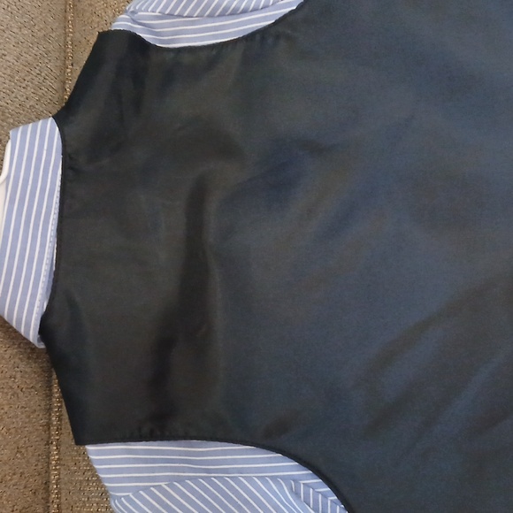 NWT Toddler Boy's Navy Blue Suit Set, Shirt, Pants, Vest, Tie, Size 18 months - Picture 8 of 9